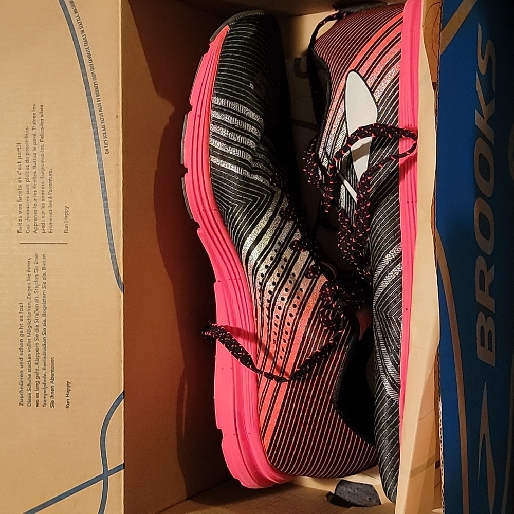 Brooks Hyperion Running Shoe
